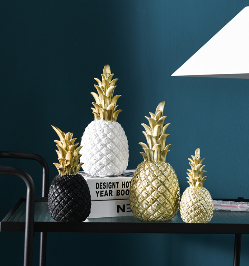 Lacatang Gold Resin Pineapple Window Display Decor Figurine