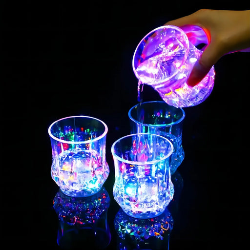 New Colorful Glowing Cup Pour Water and It Lights up Inductive Pineapple Cup KTV Bar Color Changing Beer Cup 200Ml