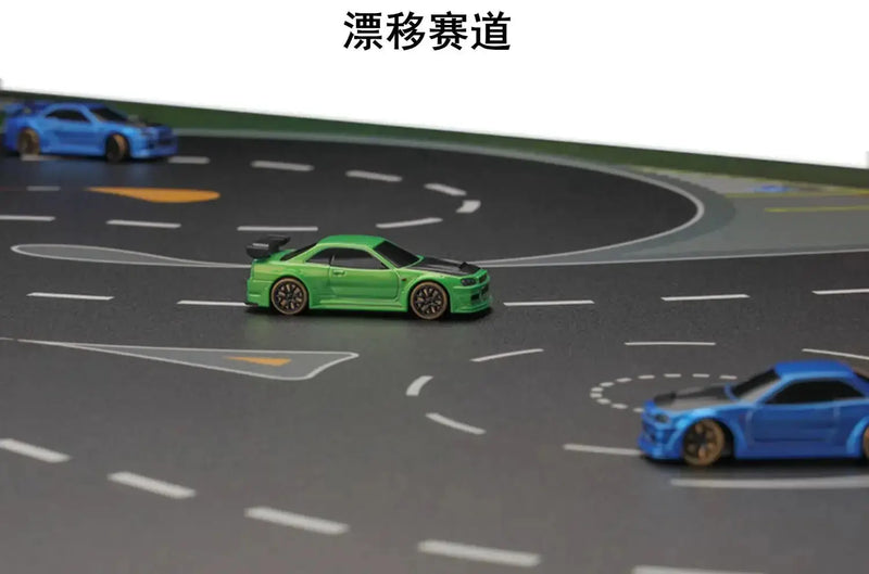 TURBO RACING 1:76 Remote Control Car Track Mat with Cement Blocks and Drift Jumps