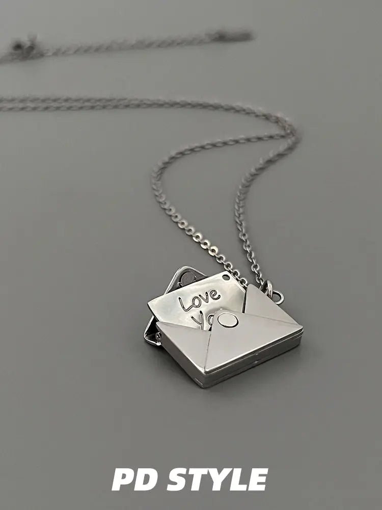 Niche Style Pdstyle Titanium Steel Girls' Practical Necklace - Lacatang Shop